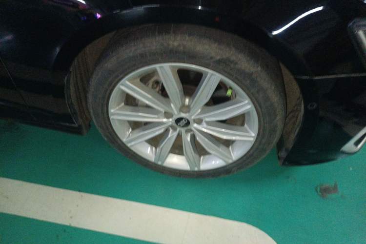 Used Audi A6L 2022 45 TFSI Prestige Dynamic Edition Right Front Wheel Hub