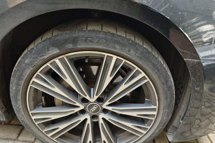 Used Audi A6L 2022 45 TFSI quattro Prestige Dynamic Edition Right Front Wheel Hub