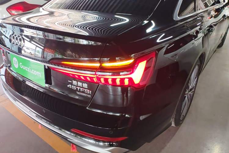 Used Audi A6L 2022 45 TFSI quattro Prestige Dynamic Edition Right Rear Taillight