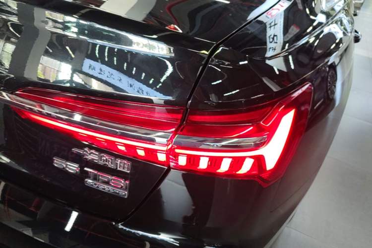 Used Audi A6L 2022 55 TFSI quattro Prestige Dynamic Edition Right Rear Taillight