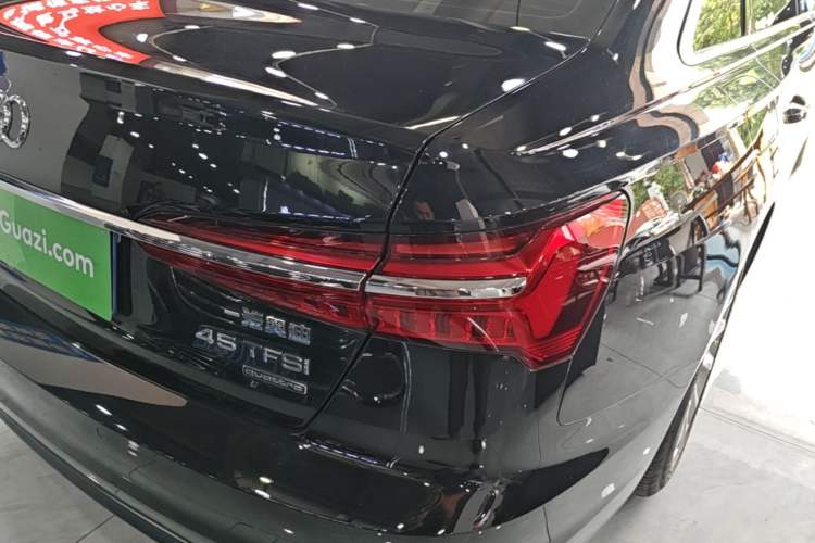 Used Audi A6L 2022 40 TFSI Luxury Prestige Edition Right Rear Taillight