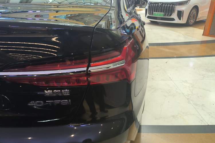 Used Audi A6L 2022 40 TFSI Luxury Dynamic Model Right Rear Taillight