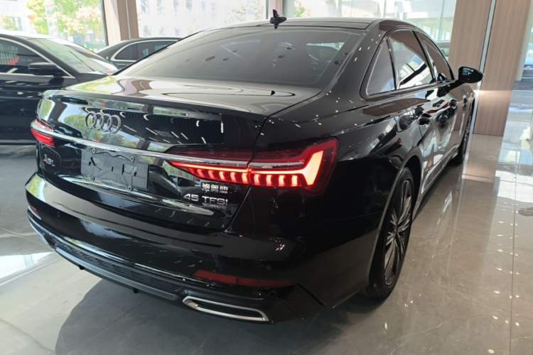 Used Audi A6L 2022 45 TFSI quattro Prestige Dynamic Edition Right Rear Taillight