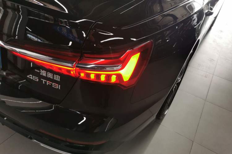 Used Audi A6L 2022 45 TFSI Prestige Dynamic Edition Right Rear Taillight