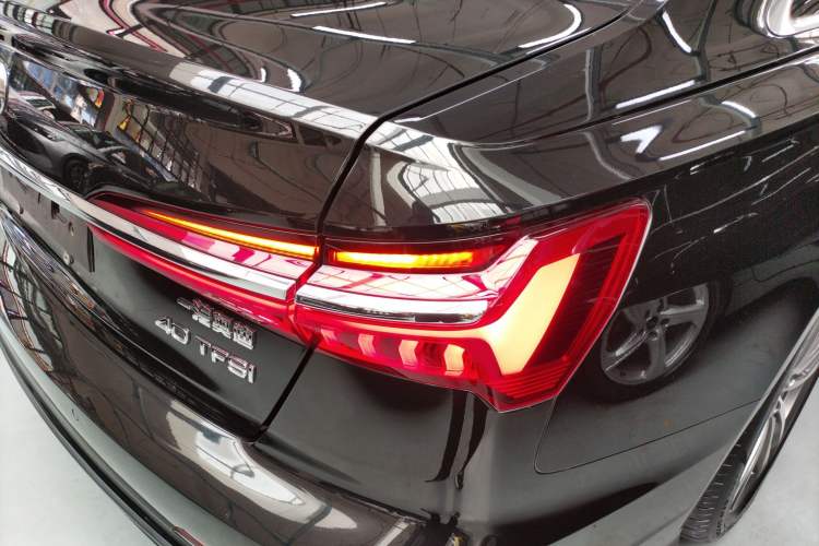 Used Audi A6L 2022 40 TFSI Luxury Dynamic Model Right Rear Taillight