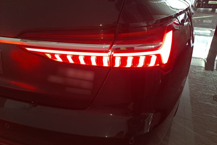 Used Audi A6L 2022 45 TFSI Prestige Dynamic Edition Right Rear Taillight