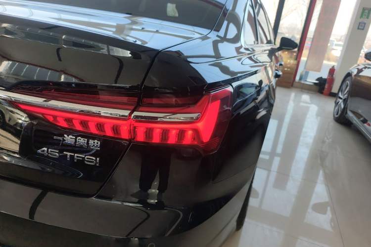 Used Audi A6L 2022 45 TFSI Prestige Dynamic Edition Right Rear Taillight