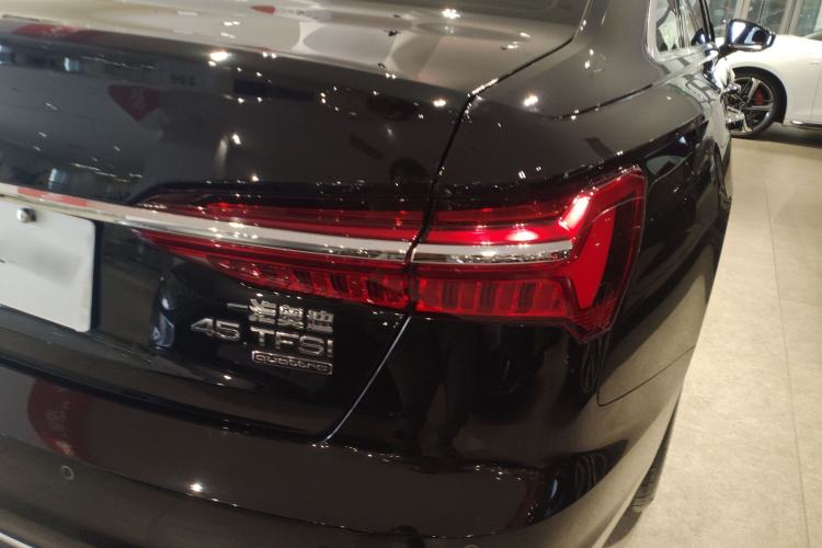 Used Audi A6L 2022 45 TFSI quattro Prestige Elegant Edition Right Rear Taillight