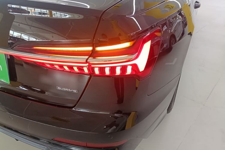 Used Audi A6L 2022 45 TFSI Prestige Dynamic Edition Right Rear Taillight
