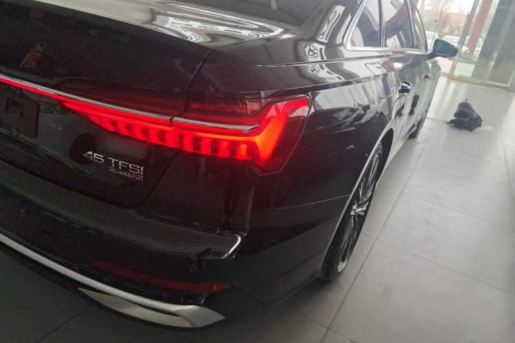 Used Audi A6L 2022 40 TFSI Luxury Dynamic Model Right Rear Taillight