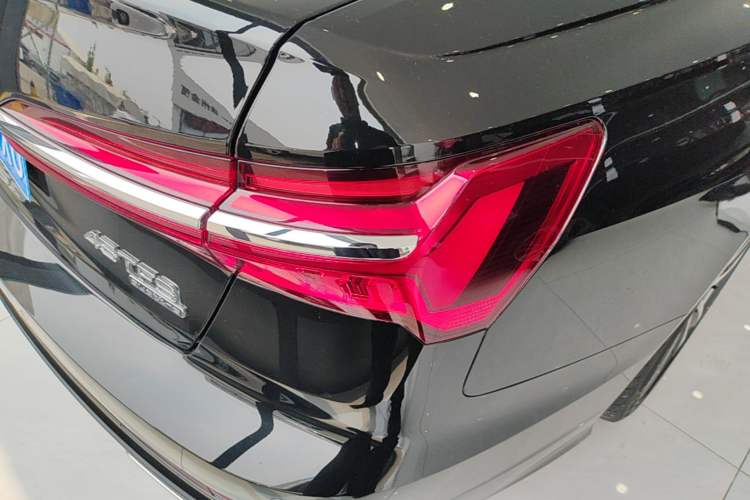 Used Audi A6L 2022 40 TFSI Luxury Dynamic Model Right Rear Taillight