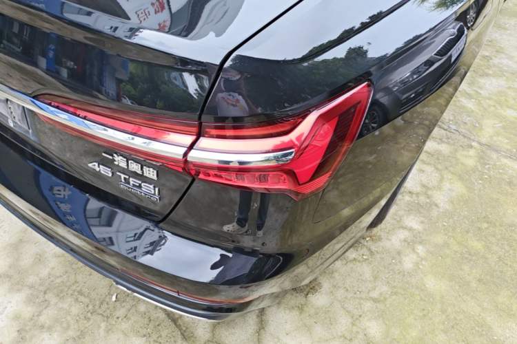 Used Audi A6L 2022 45 TFSI quattro Prestige Dynamic Edition Right Rear Taillight