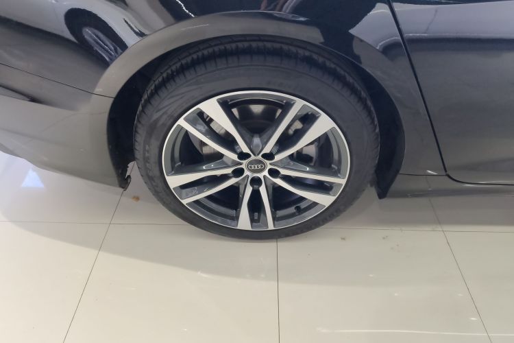 Used Audi A6L 2022 40 TFSI Luxury Dynamic Model Right Rear Wheel Hub