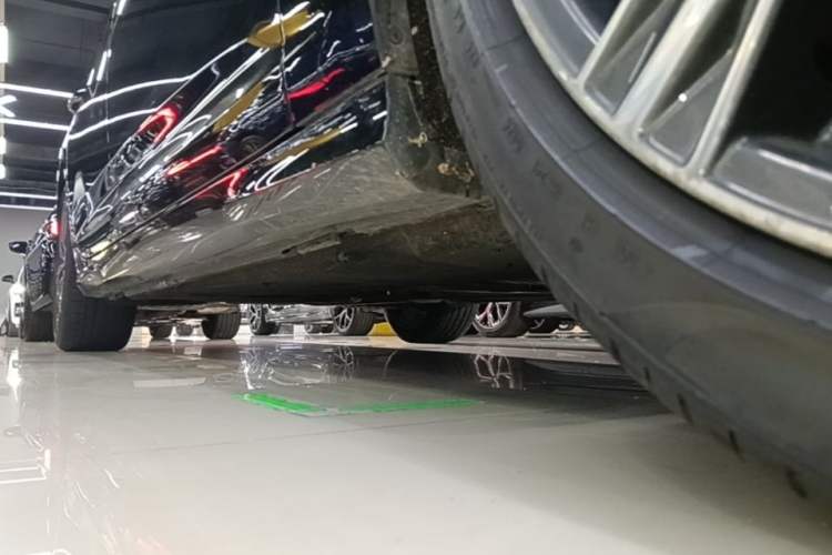 Used Audi A6L 2022 45 TFSI quattro Prestige Dynamic Edition Right Side Sill