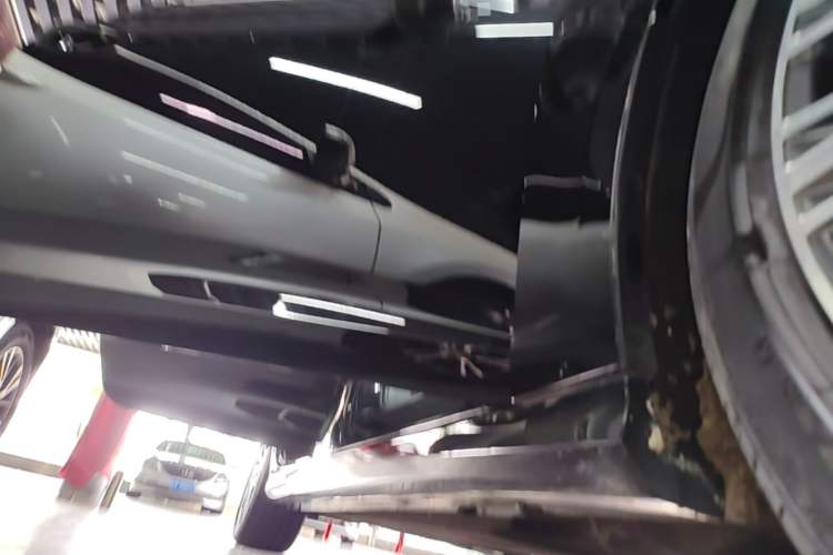 Used Audi A6L 2022 45 TFSI quattro Prestige Dynamic Edition Right Side Sill