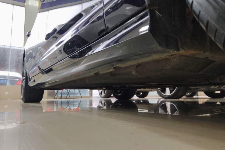 Used Audi A6L 2022 40 TFSI Luxury Dynamic Model Right Side Sill