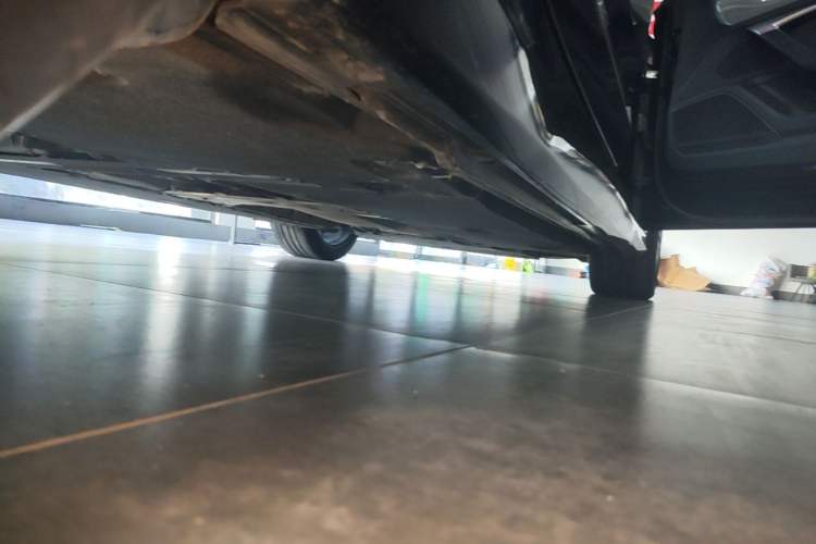 Used Audi A6L 2022 45 TFSI quattro Prestige Dynamic Edition Right Side Sill
