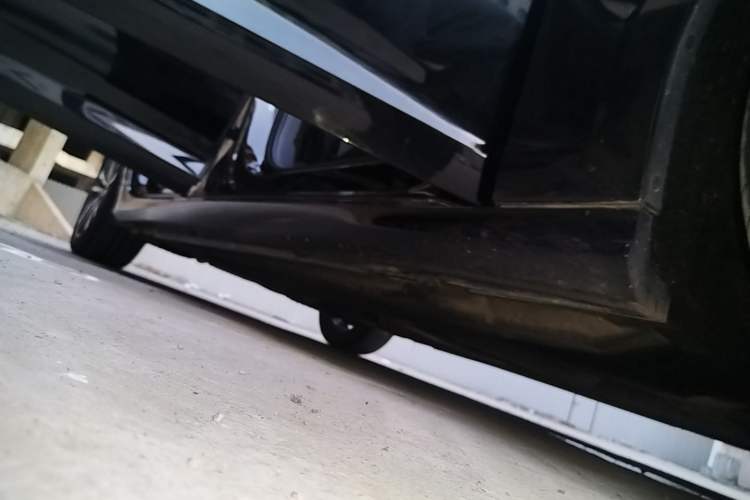 Used Audi A6L 2022 40 TFSI Luxury Dynamic Model Right Side Sill