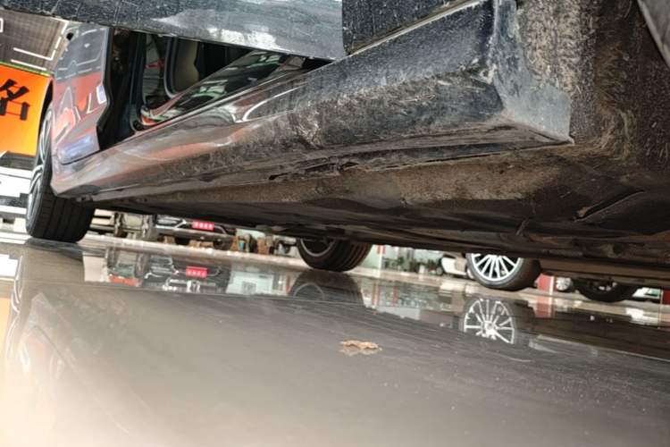 Used Audi A6L 2022 40 TFSI Luxury Dynamic Model Right Side Sill
