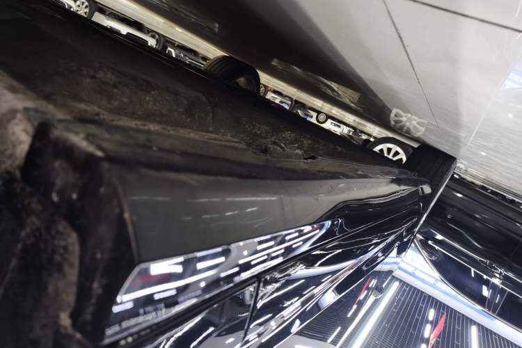 Used Audi A6L 2022 45 TFSI Prestige Dynamic Edition Right Side Sill