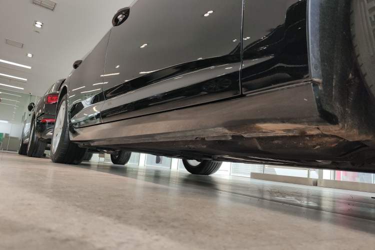 Used Audi A6L 2022 45 TFSI quattro Prestige Elegant Edition Right Side Sill