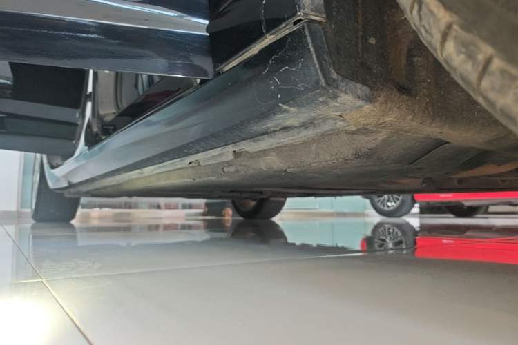 Used Audi A6L 2022 45 TFSI quattro Prestige Elegant Edition Right Side Sill