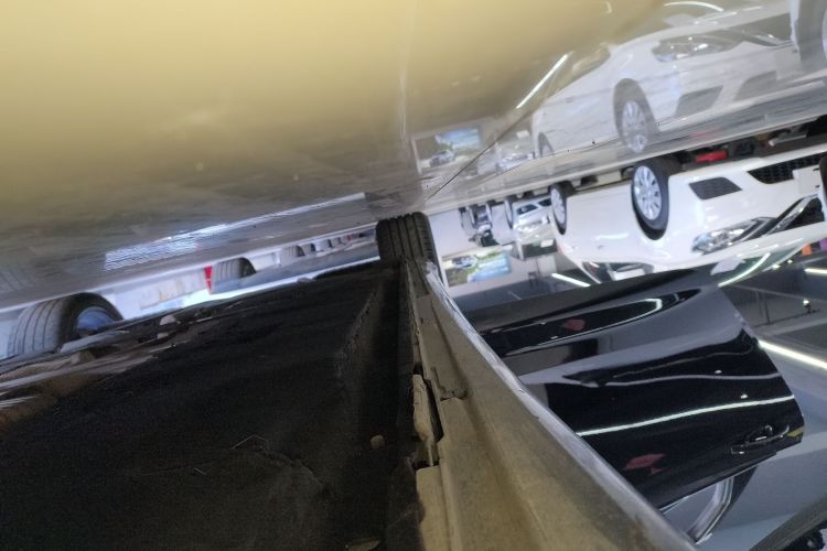 Used Audi A6L 2022 40 TFSI Luxury Dynamic Model Right Side Sill