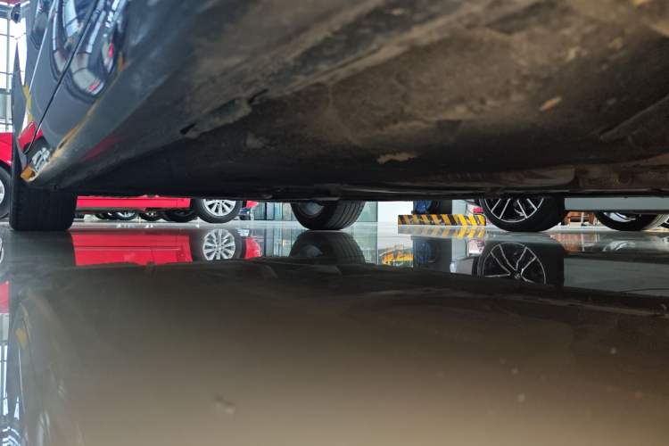Used Audi A6L 2022 40 TFSI Luxury Dynamic Model Right Side Sill