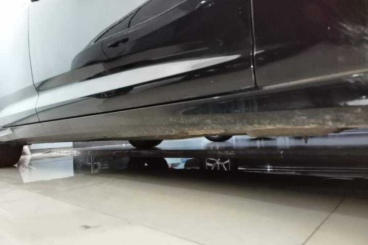 Used Audi A6L 2022 45 TFSI quattro Prestige Dynamic Edition Right Side Sill