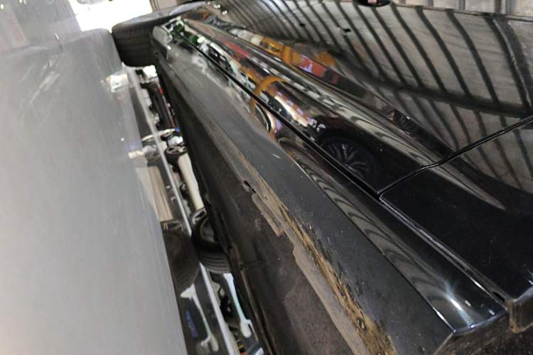 Used Audi A6L 2022 45 TFSI Prestige Dynamic Edition Right Side Sill