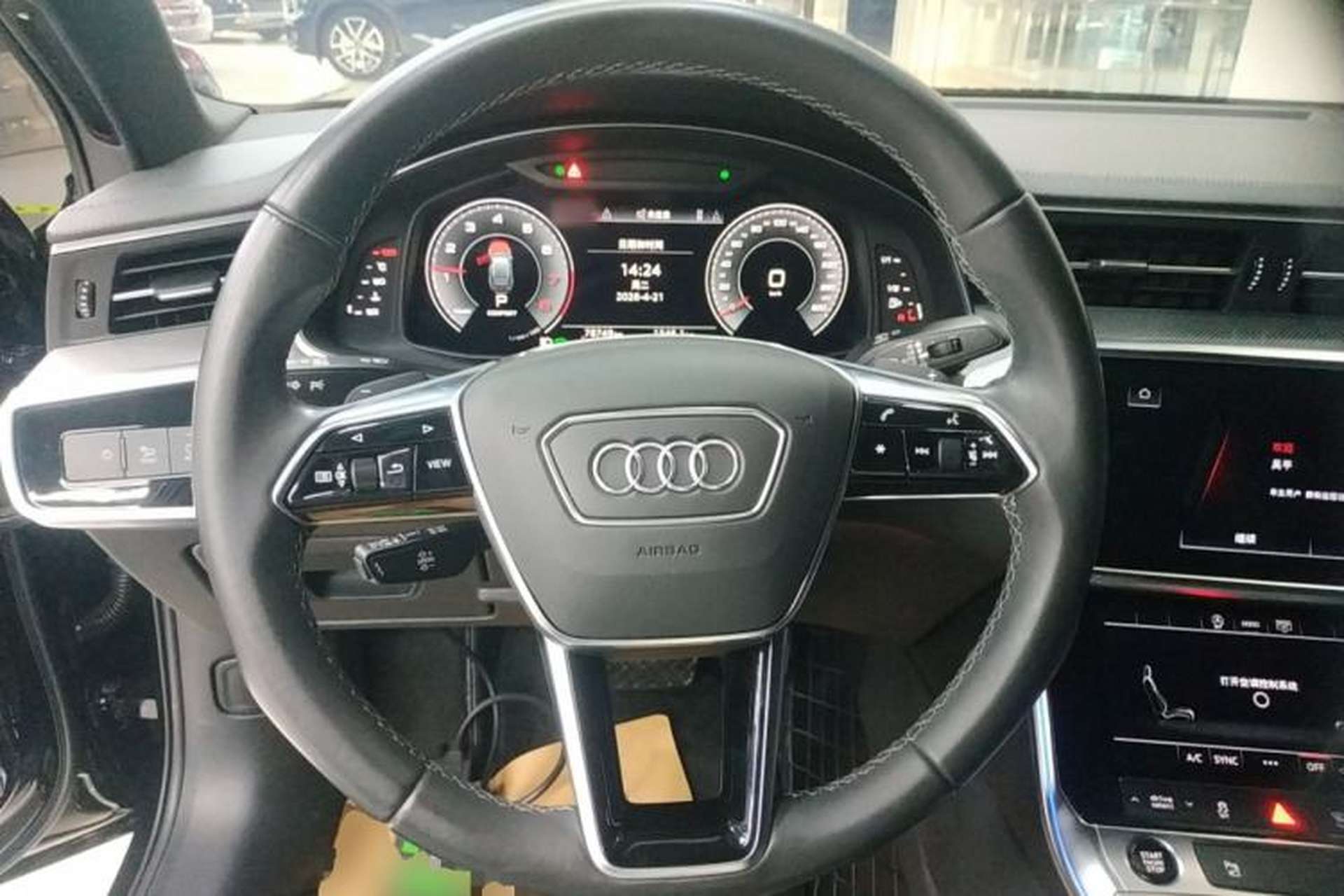 Used Audi A6L 2022 40 TFSI Luxury Dynamic Model Steering Wheel