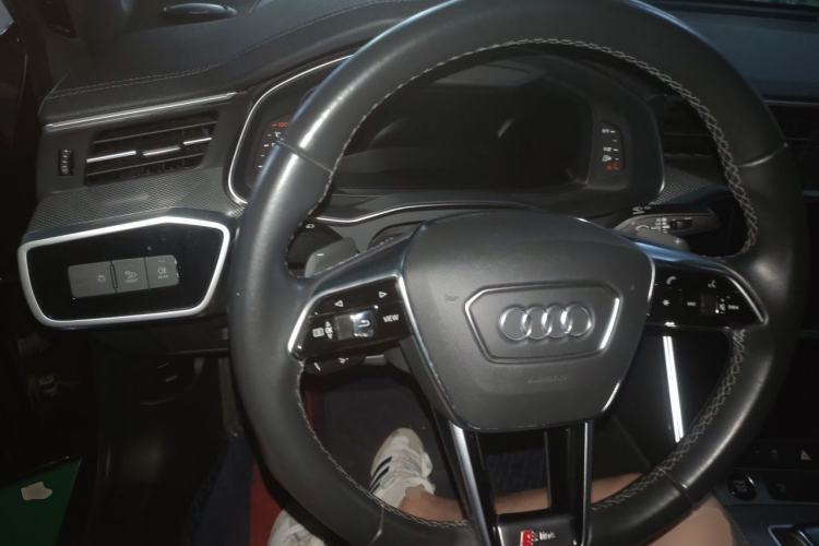 Used Audi A6L 2022 40 TFSI Luxury Dynamic Model Steering Wheel