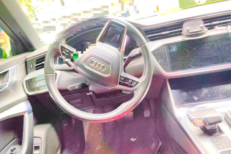 Used Audi A6L 2022 40 TFSI Luxury Dynamic Model Steering Wheel