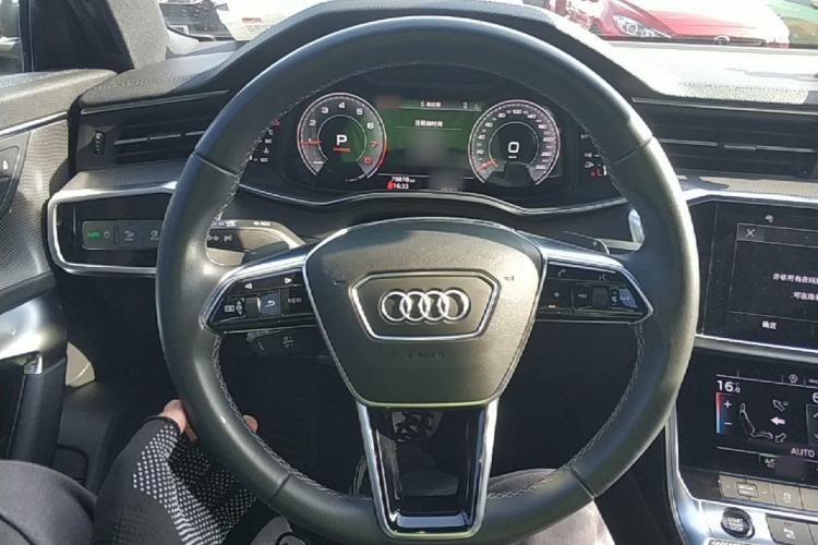 Used Audi A6L 2022 40 TFSI Luxury Dynamic Model Steering Wheel