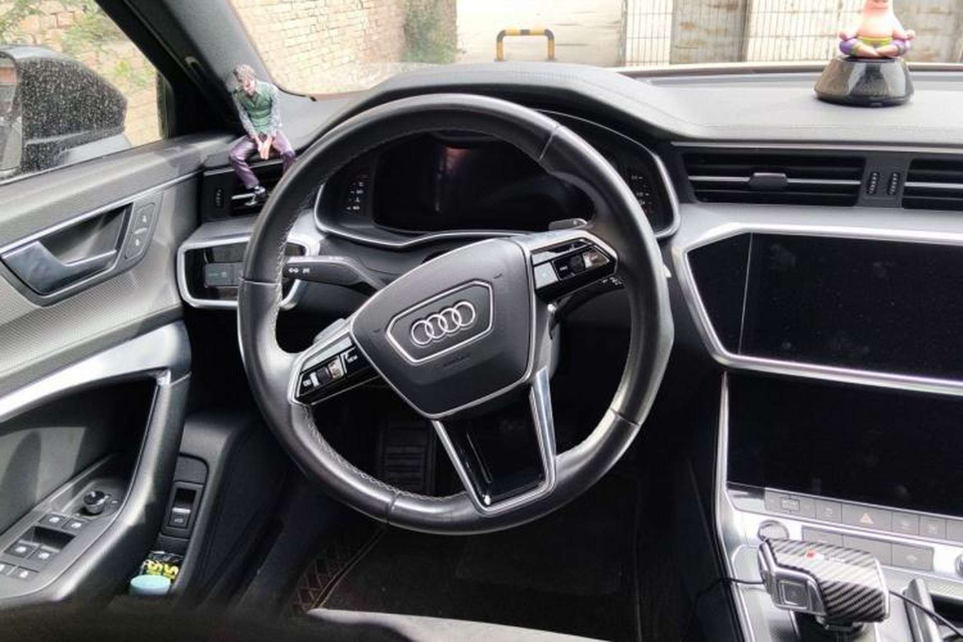 Used Audi A6L 2022 40 TFSI Luxury Dynamic Model Steering Wheel