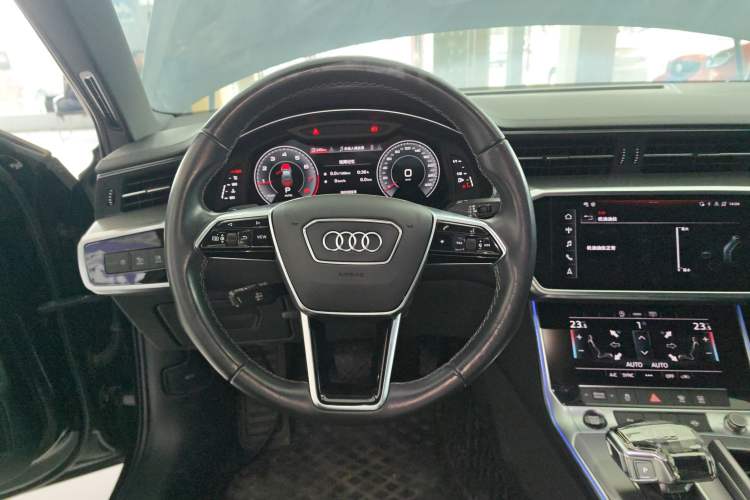 Used Audi A6L 2022 40 TFSI Luxury Dynamic Model Steering Wheel