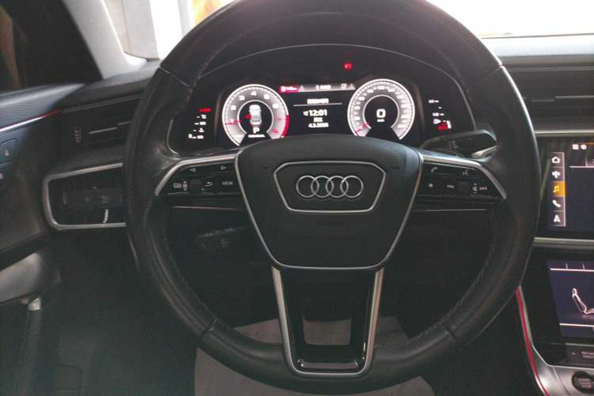 Used Audi A6L 2022 45 TFSI Prestige Dynamic Edition Steering Wheel