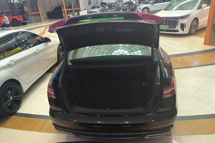 Used Audi A6L 2022 40 TFSI Luxury Dynamic Model Trunk