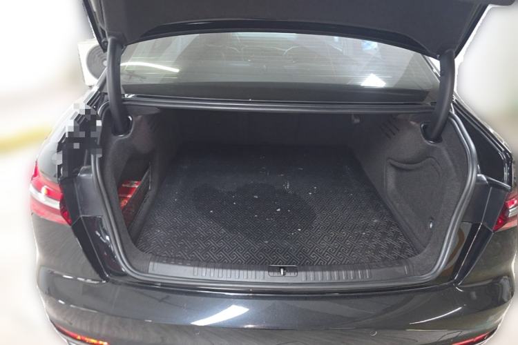 Used Audi A6L 2022 40 TFSI Luxury Prestige Edition Trunk