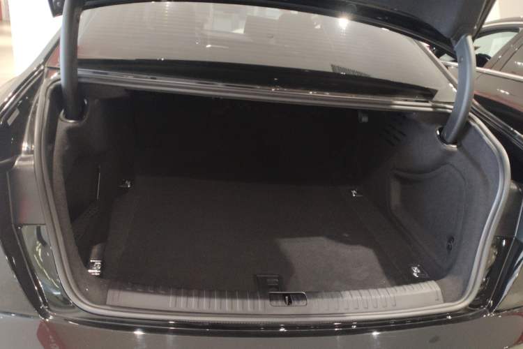 Used Audi A6L 2022 45 TFSI quattro Prestige Elegant Edition Trunk