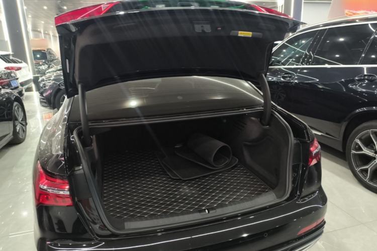 Used Audi A6L 2022 40 TFSI Luxury Dynamic Model Trunk