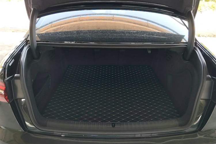 Used Audi A6L 2022 40 TFSI Luxury Prestige Edition Trunk