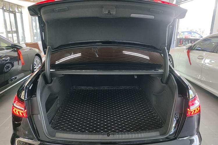 Used Audi A6L 2022 45 TFSI Prestige Elegant Edition Trunk