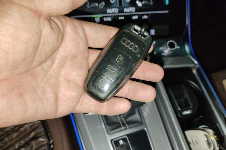 Used Audi A6L 2022 45 TFSI Prestige Dynamic Edition Vehicle Key
