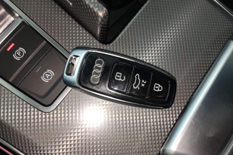 Used Audi A6L 2022 45 TFSI quattro Prestige Dynamic Edition Vehicle Key