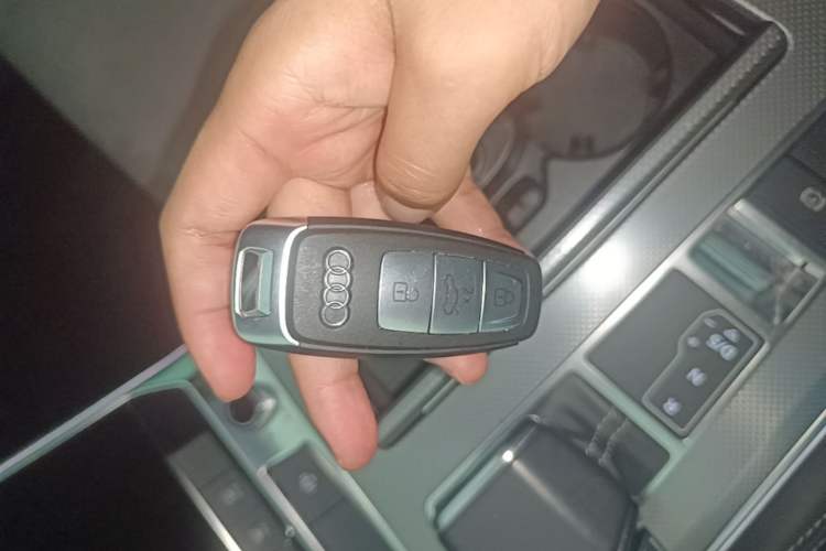 Used Audi A6L 2022 45 TFSI Prestige Dynamic Edition Vehicle Key