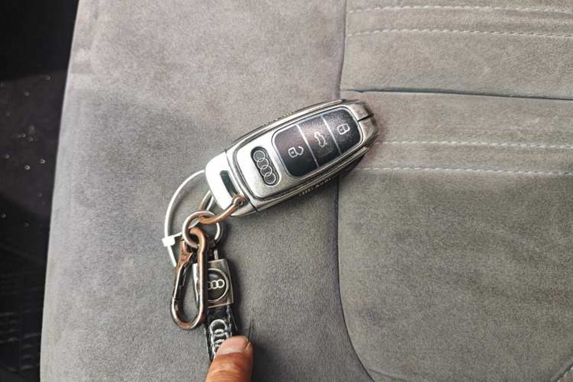 Used Audi A6L 2022 45 TFSI Prestige Dynamic Edition Vehicle Key