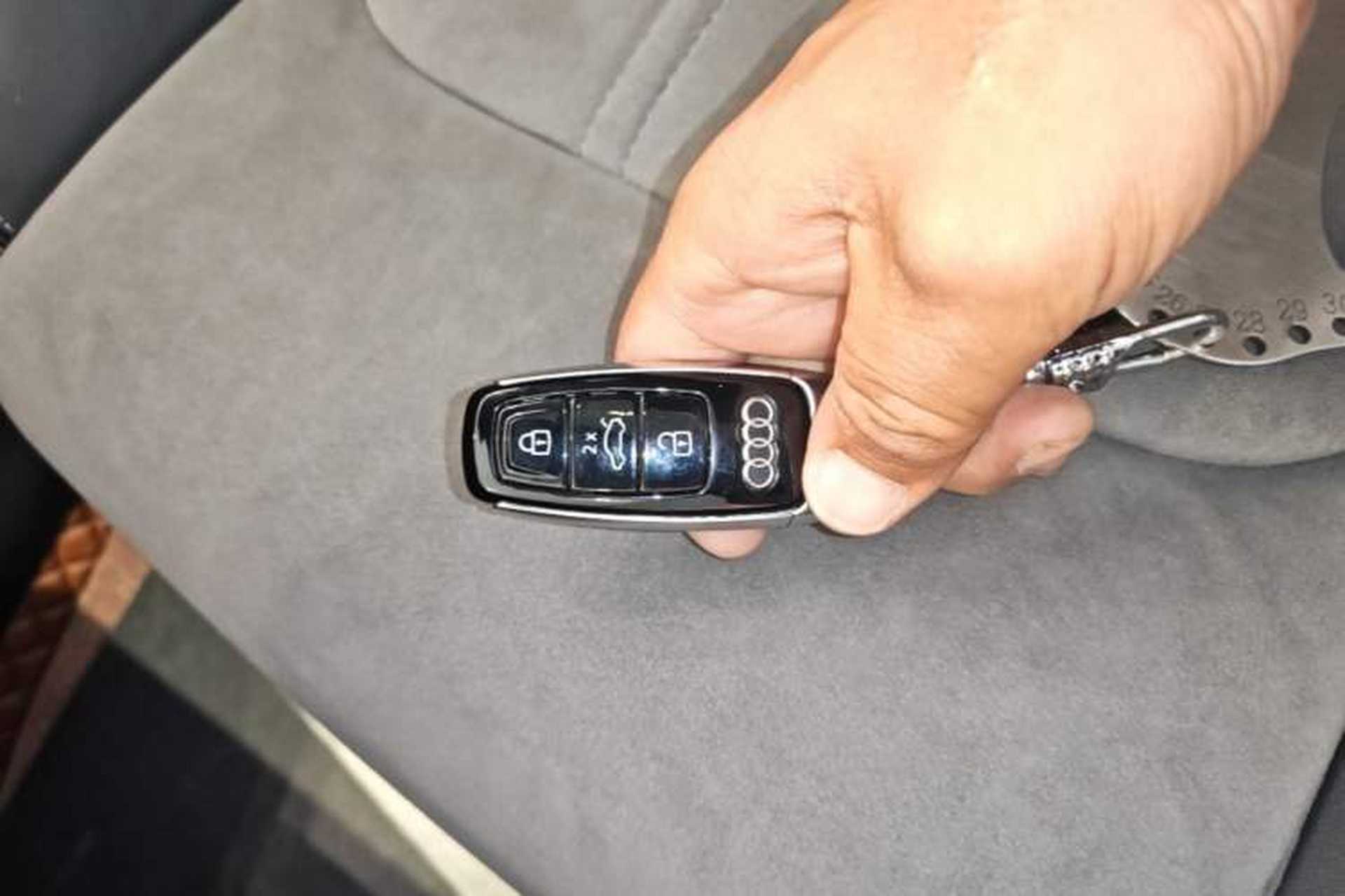 Used Audi A6L 2022 40 TFSI Luxury Dynamic Model Vehicle Key