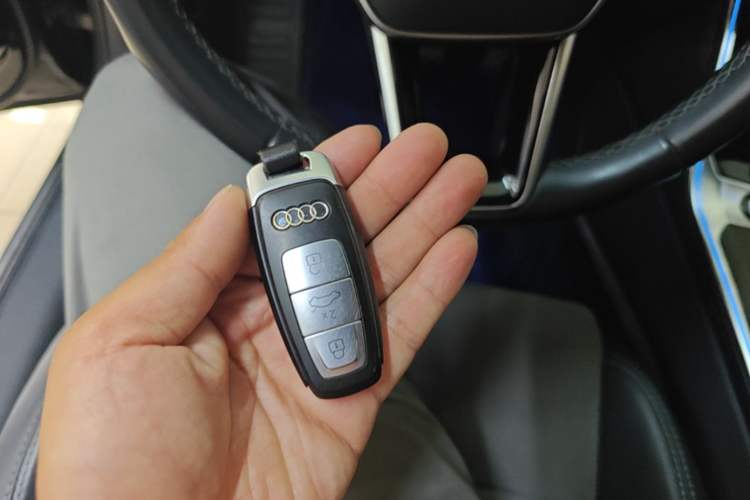 Used Audi A6L 2022 40 TFSI Luxury Dynamic Model Vehicle Key
