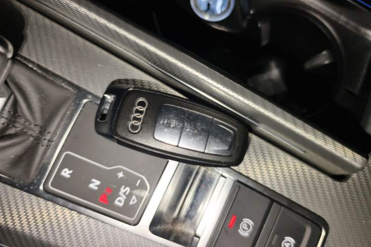 Used Audi A6L 2022 45 TFSI quattro Prestige Elegant Edition Vehicle Key